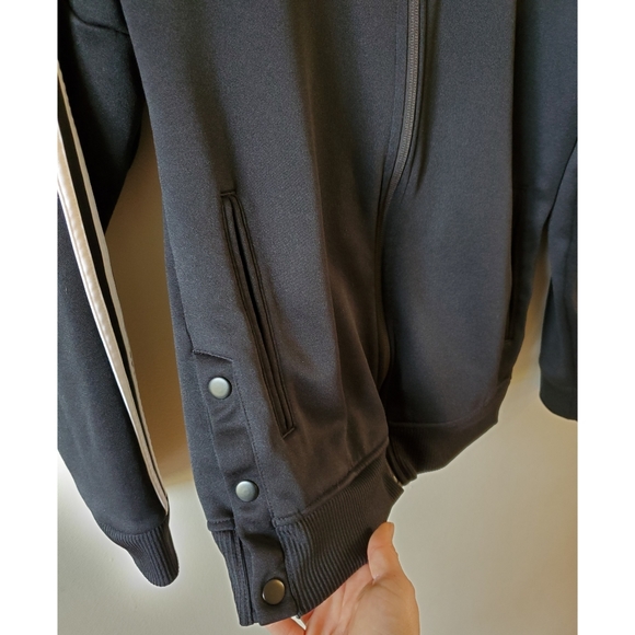 💚3/$45 Small-Adidas Snap Track jacket - Picture 6 of 7